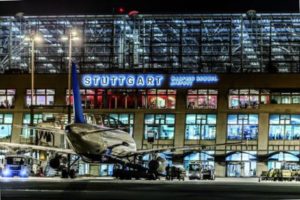 Nachtaufnahme_Airport_©Stuttgart_Aiport_R